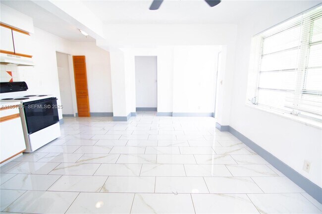 Foto del edificio - 1843 Cleveland St