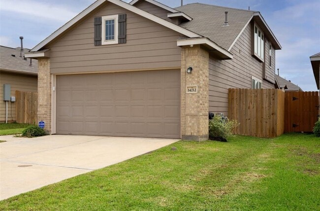 Building Photo - 14212 Sedona Rdg Dr