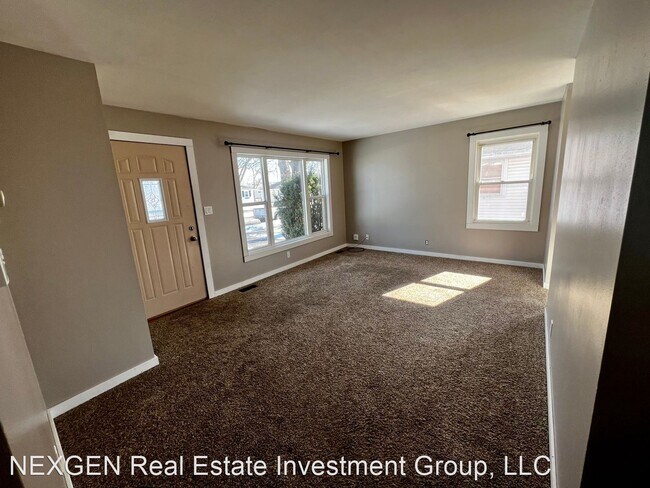 Building Photo - 3 br, 1 bath House - 937 Gail St