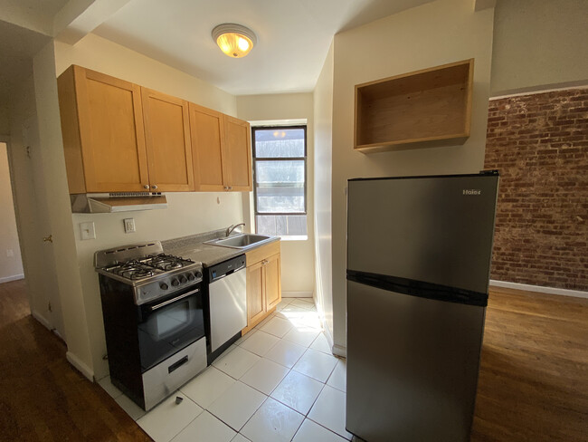 Foto del edificio - 536 E 5th St
