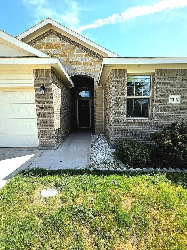 Foto del edificio - 7310 Fossell Ranch Rd