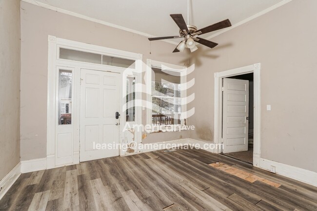 Building Photo - 2566 English Ave