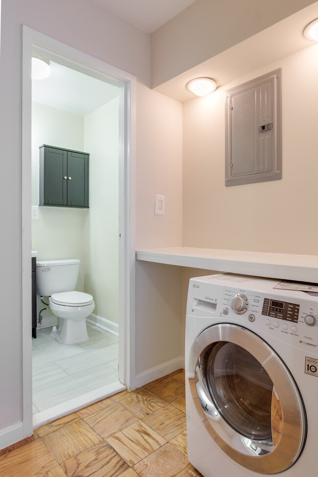 Foto del edificio - Park East Apartments