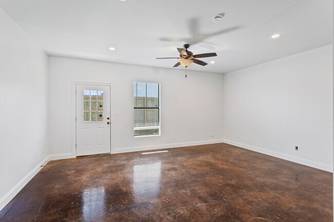 Foto del edificio - 3552 Knight Ln
