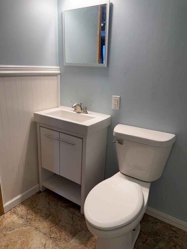 Foto del edificio - 11898 Tulip St NW