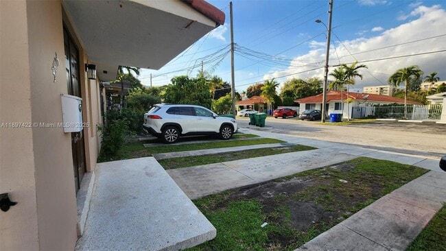 Foto del edificio - 3506 SW 23rd Terrace