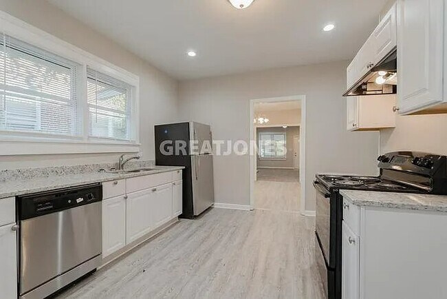 Foto del edificio - 1005 Pope St