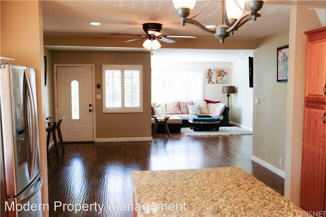 Building Photo - 4 br, 3 bath House - 17148 Saticoy st.