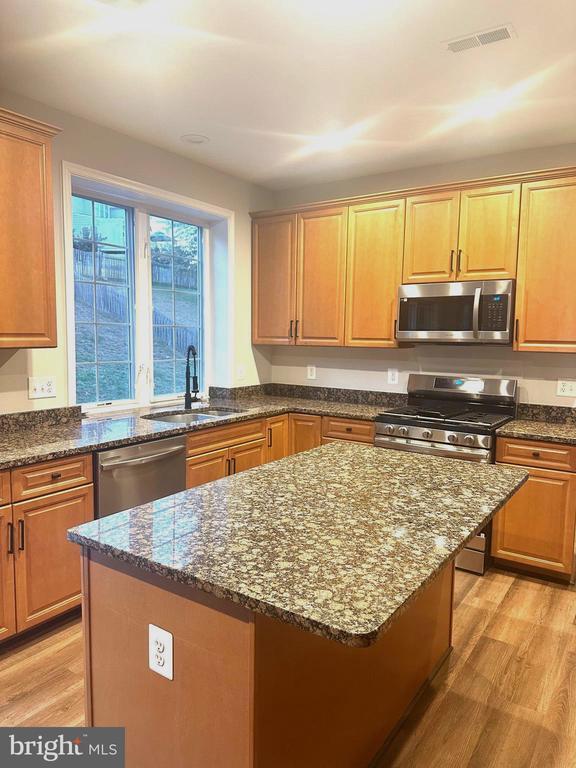 Foto del edificio - 7625 Movern Ln