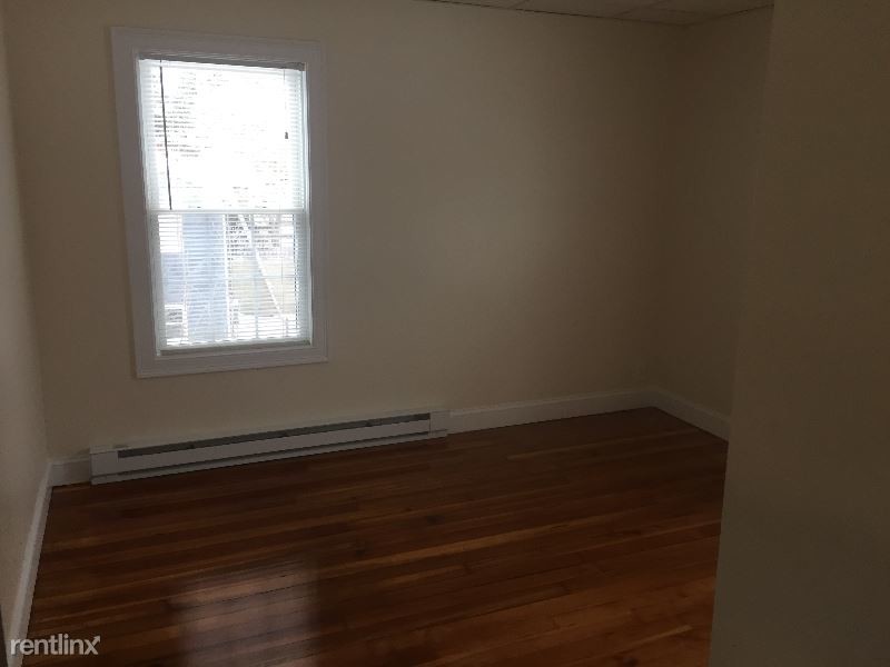 5 N Worcester St, Norton, MA 02766 Condo for Rent in Norton, MA