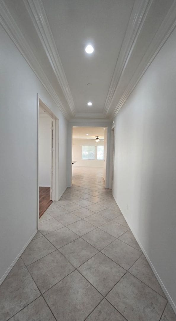 Building Photo - 6011 Dubois Pl