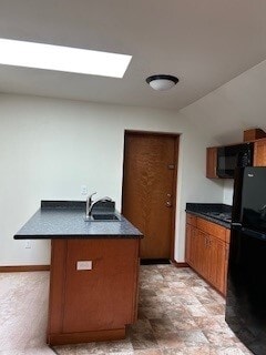 Foto del edificio - 6142 Lynwood Center Rd NE