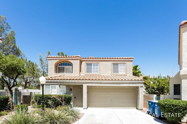 Foto del edificio - STUNNING 3-Bedroom in Gated Community with...