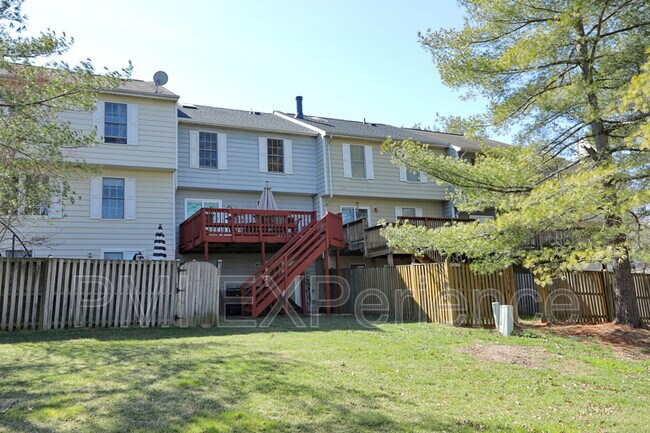 Building Photo - 12740 Wedgedale Ct