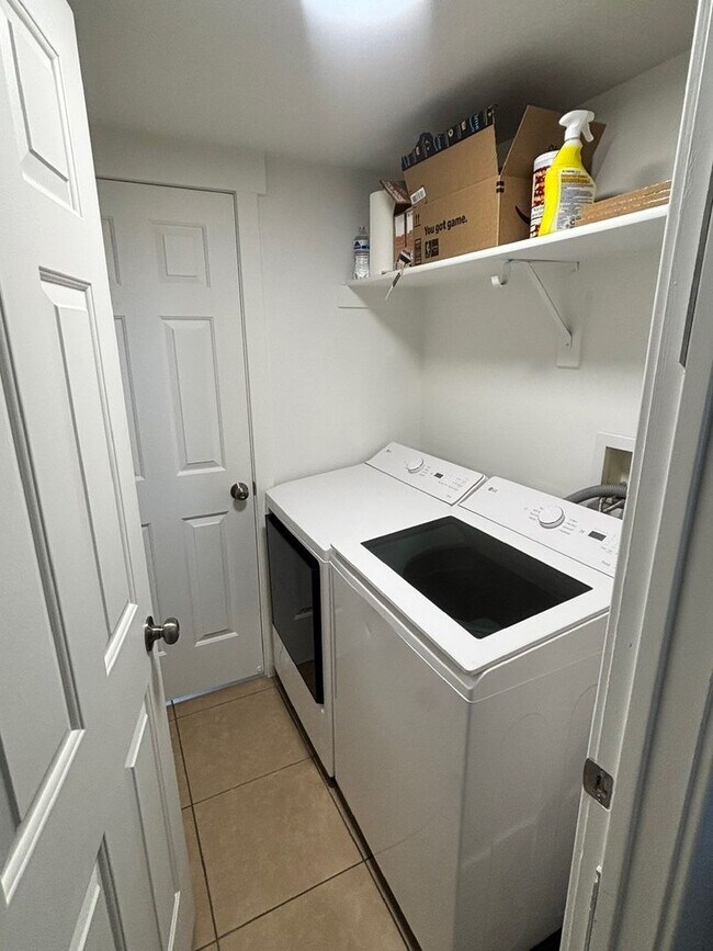 Foto del edificio - Immaculate Fully Remodeled Orem Home for Rent