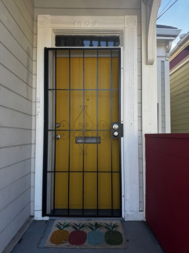 Photo - 1709 Goss St House