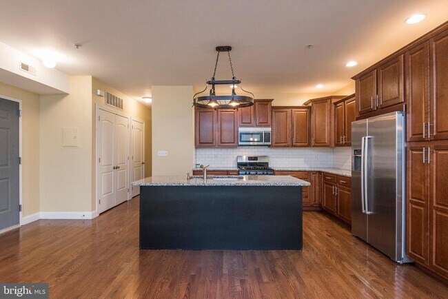 Building Photo - 4151 Cresson St