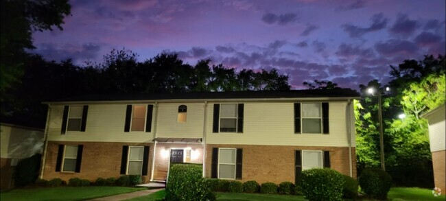 Building Photo - Athens Highlands Apts.