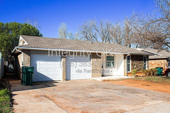 Photo - 4101 Southeast 45th Street House