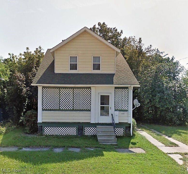 Primary Photo - 213 West 16th Street