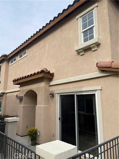 Building Photo - 15613 Lasselle St