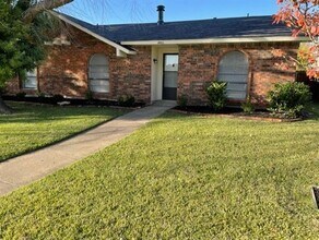 Building Photo - 4921 Ashlock Dr
