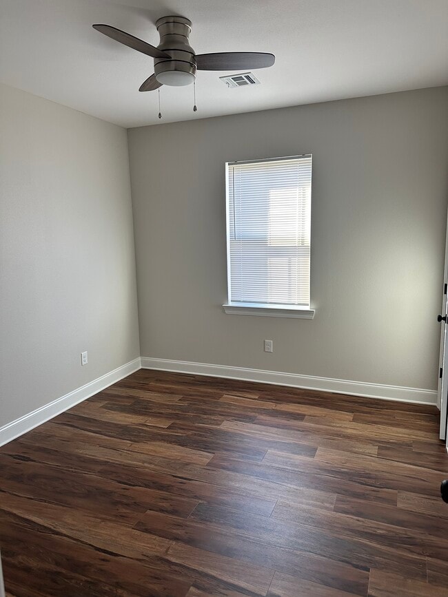 Building Photo - 8704 Pritchard Pl