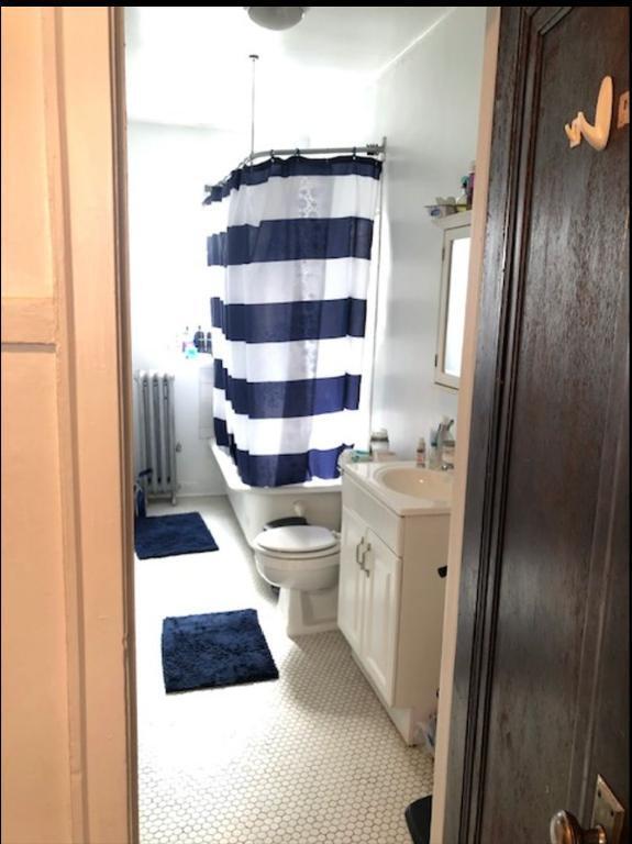 Building Photo - 1 bedroom in CHICAGO IL 60625