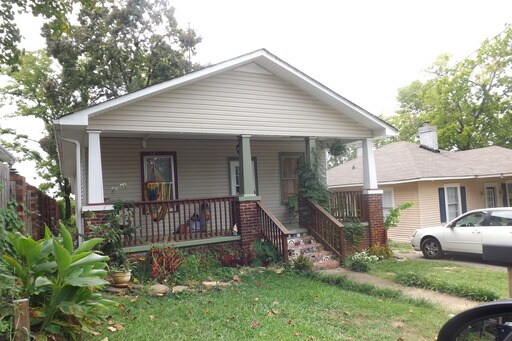 Primary Photo - 107 Wilson St