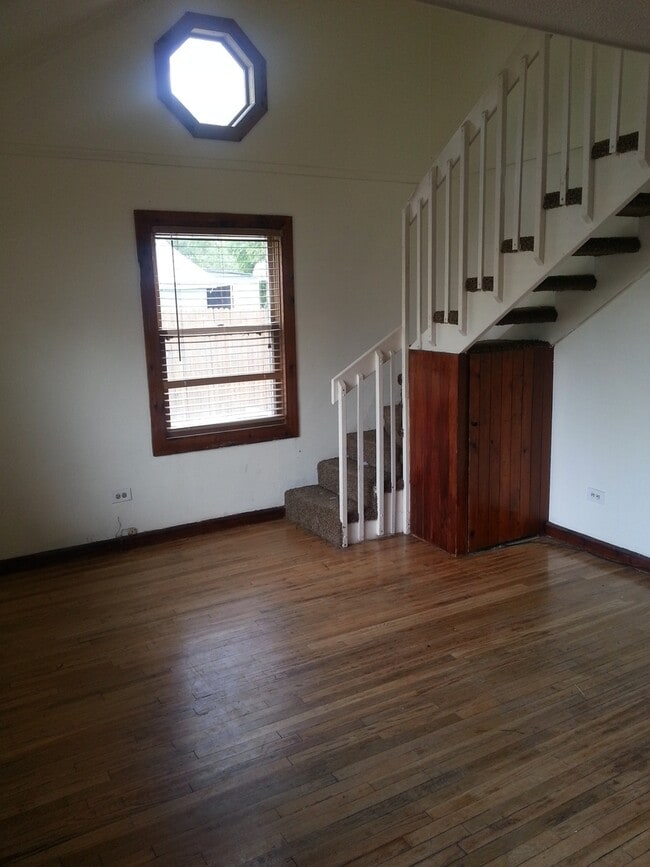 Foto del edificio - Cute East Side Cottage 3 Bedroom Home