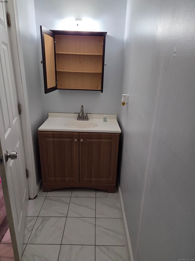 Foto del edificio - 133 Hillside Ave