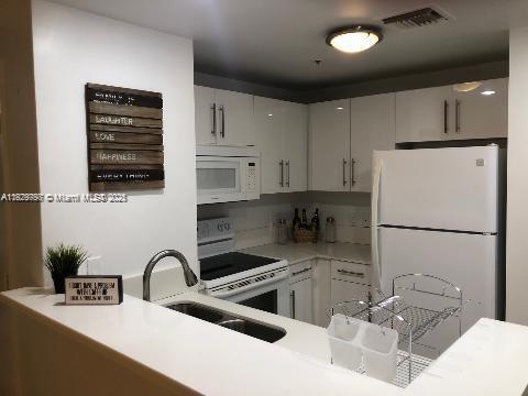 Foto del edificio - 185 SE 14th St