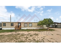 Building Photo - 7508 N Dal Paso St