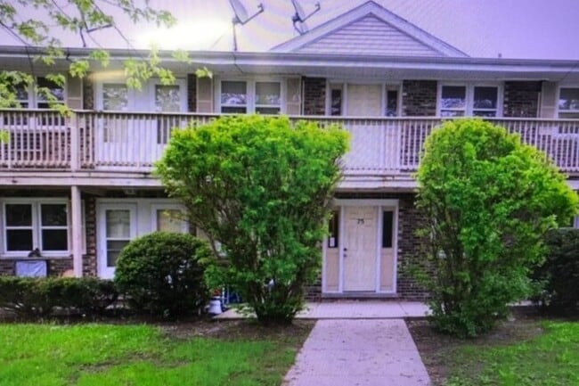 Foto del edificio - 75 willard ave