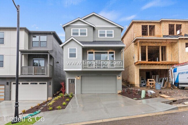 Building Photo - 12935 SE Creekside Terrace