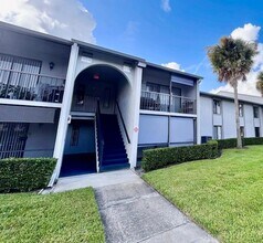 Building Photo - 1716 Pine Ridge Rd