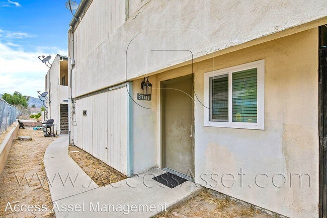 Building Photo - 33141 Jamieson St