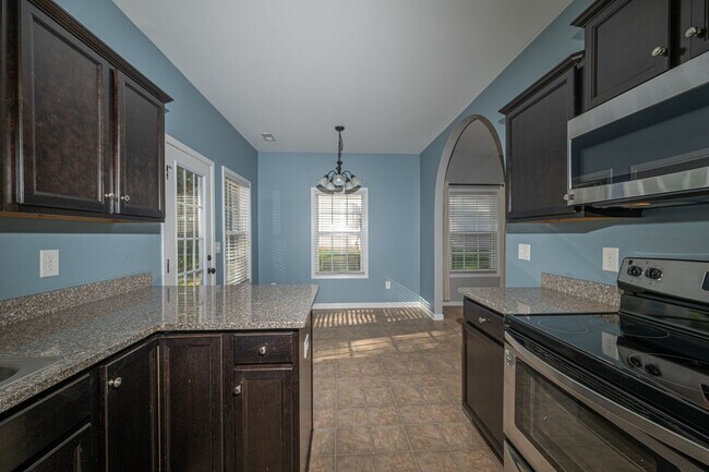 Foto del edificio - Charming 3BR House in Fort Mill