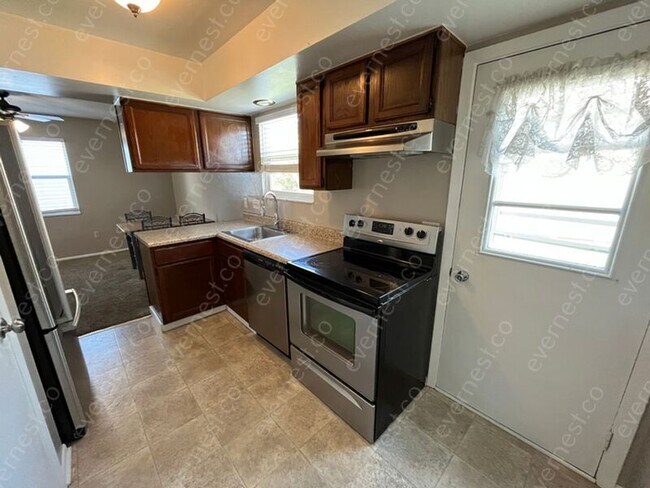 Building Photo - 28778 Starbright Blvd