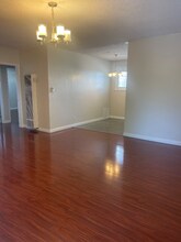 Building Photo - 1461 Echo Park Ave