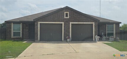 Building Photo - 5803 Lariat Ct