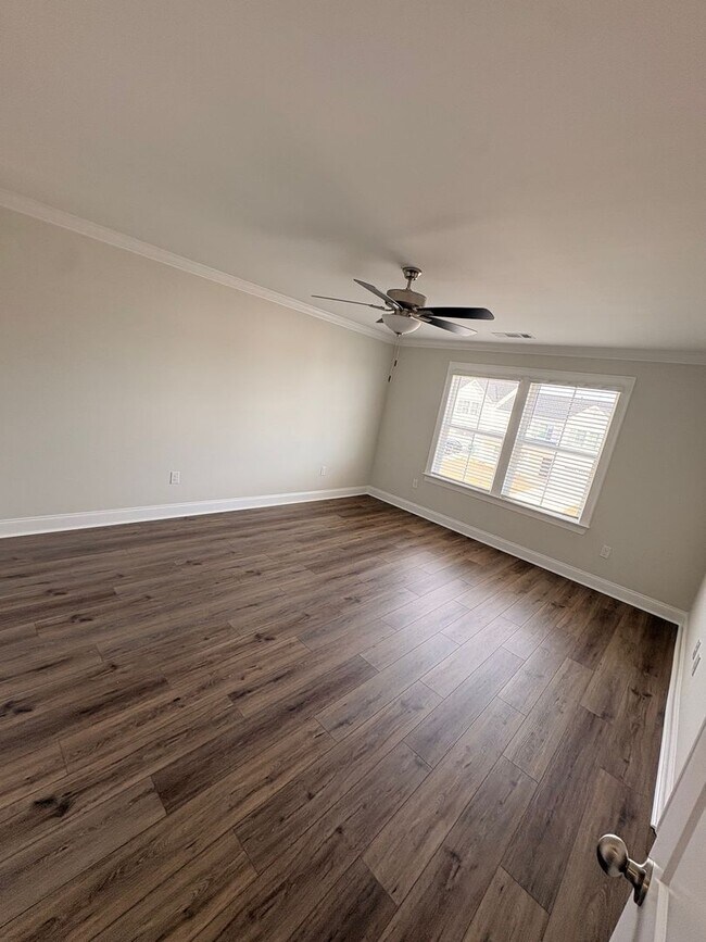 Building Photo - 106 Alva Ct