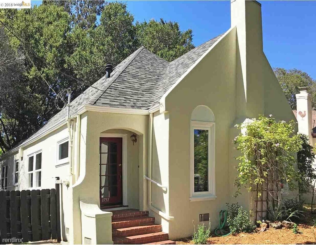 Primary Photo - 2 br, 1 bath House - 1751 Hopkins St