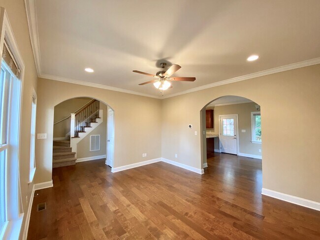 Foto del edificio - 2024 Jersey Ave