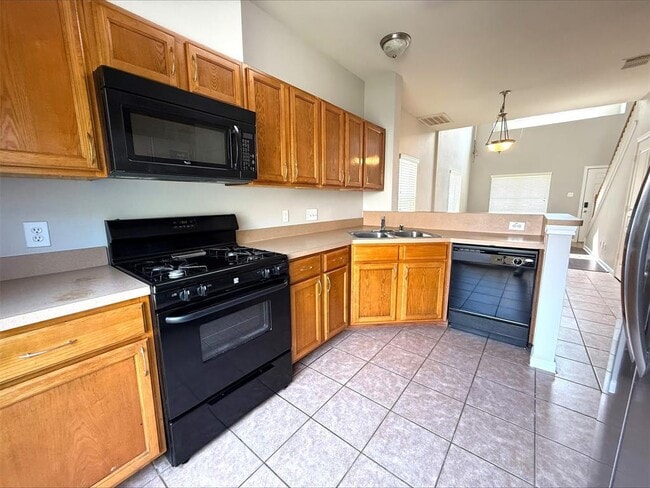 Building Photo - 8330 Gros Ventre Ln
