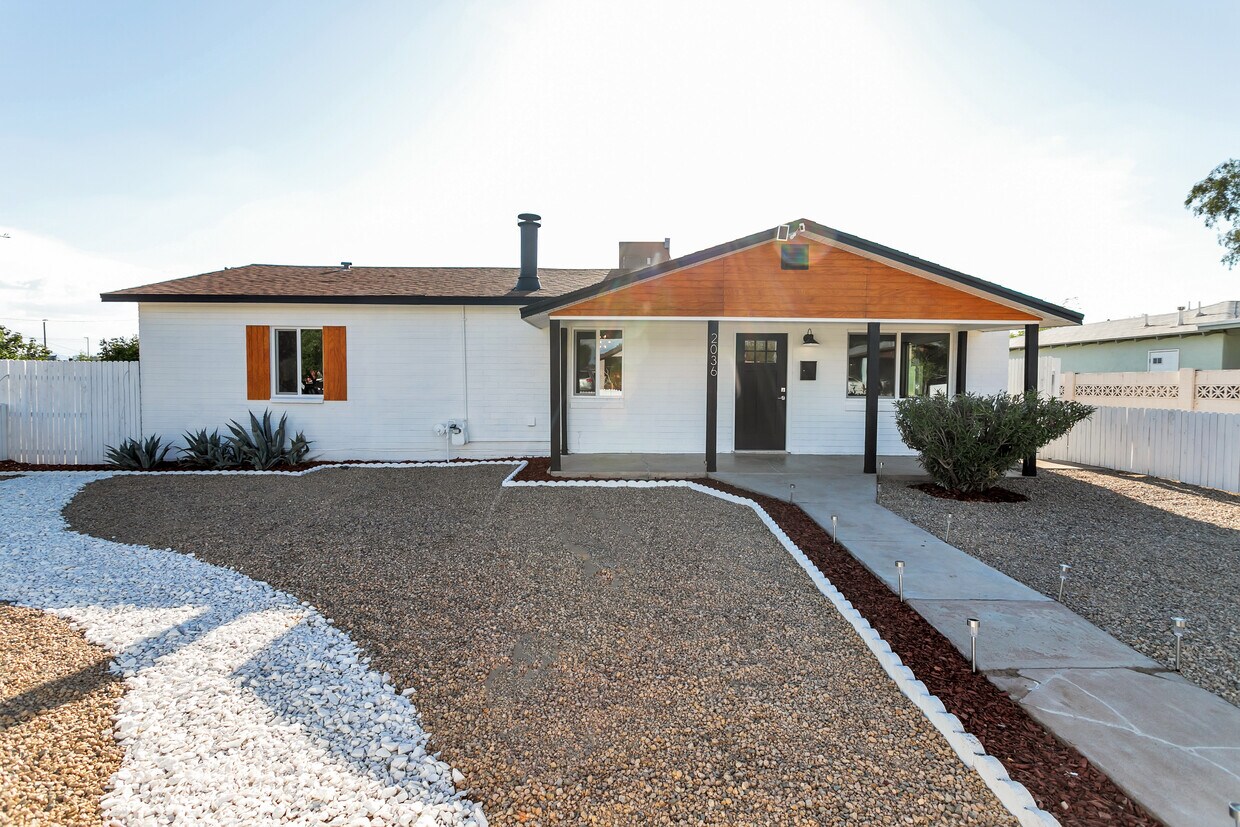 Foto principal - 2036 N 17th Pl