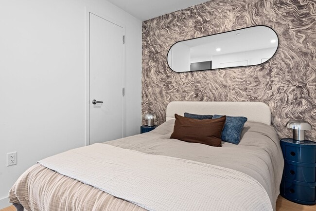 Interior Photo - CMPND 15 Central