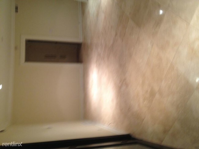 Building Photo - 3 br, 2 bath Condo - 11370 Sunset Boulevard