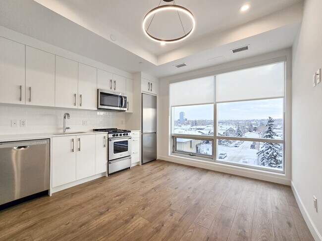 Building Photo - 110-18A 18a St NW