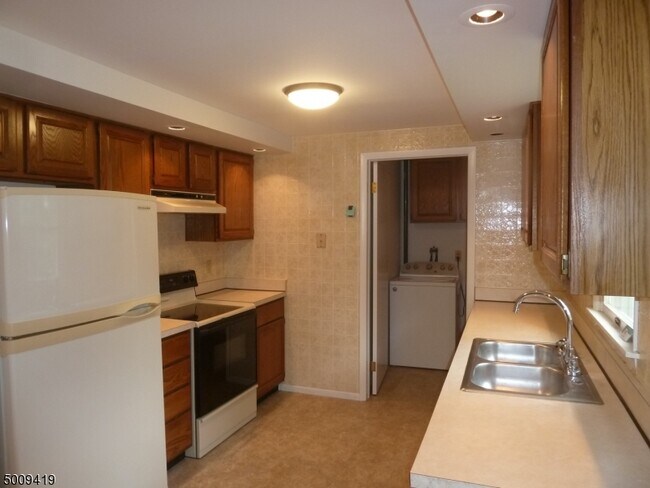 Foto del edificio - 306 Cook St